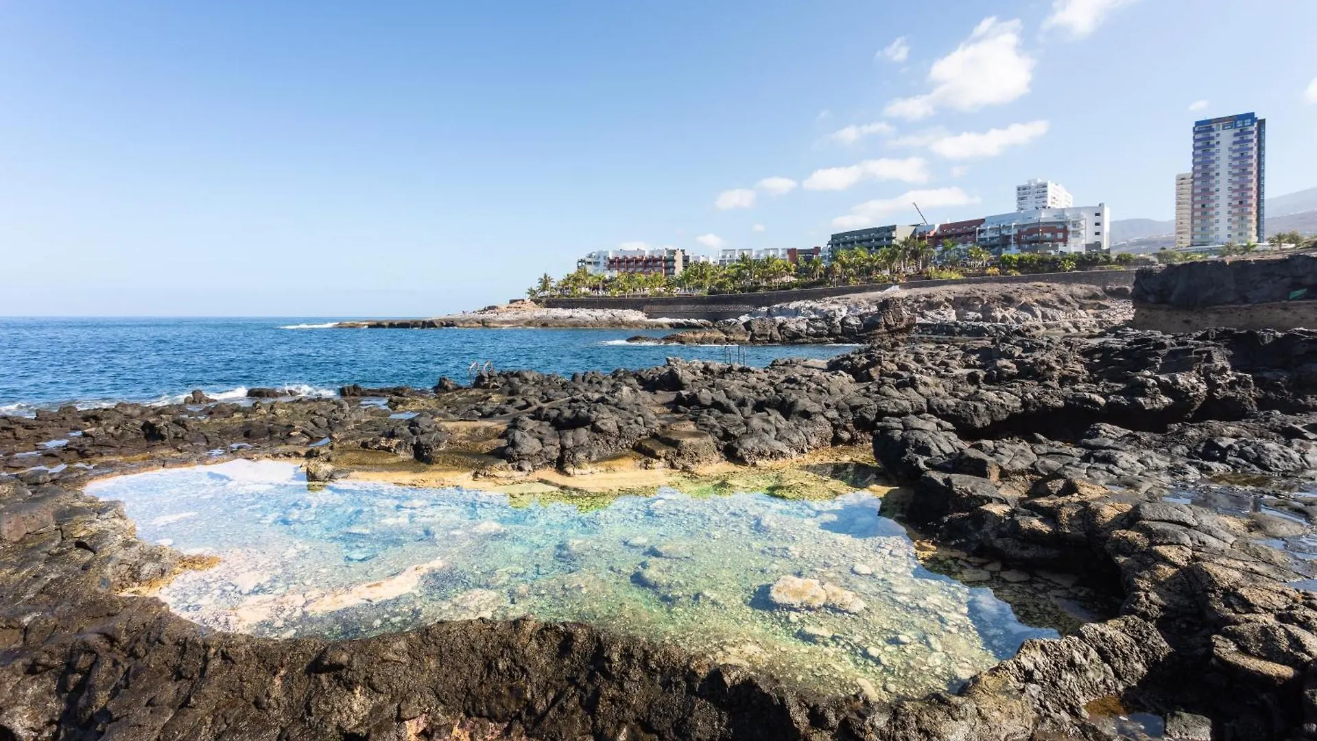 Acogedor Apartamento Con Vistas Al Mar En Costa Adeje 아데제